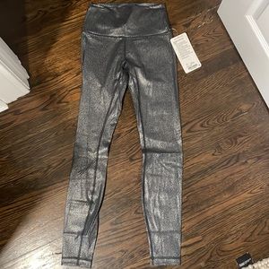 Lululemon wunder under hr luxtreme